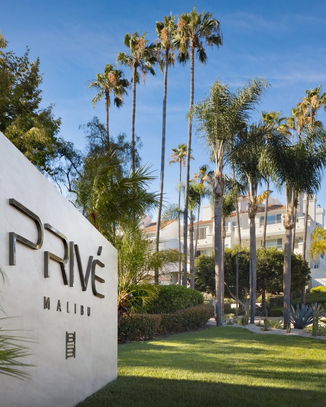 Cars & Coffee at Privé Malibu